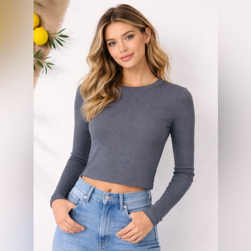 Old Navy Charcoal Ribbed Long Sleeve Crewneck Top